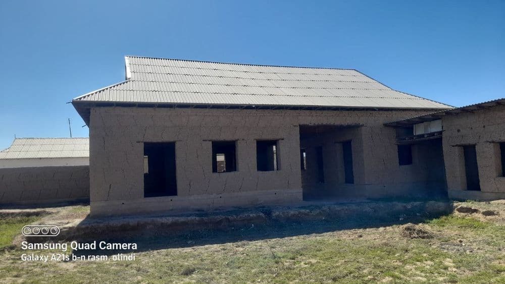 Муборак тумани Ёшлар махалласидан 12-сотих Ховли Сотилади — 6