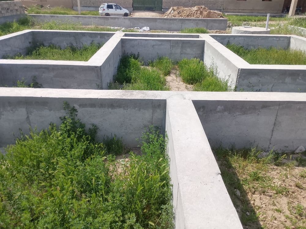 Yer sotiladi 6 sotix  narxi 200 milion sum kelishamiz — 1