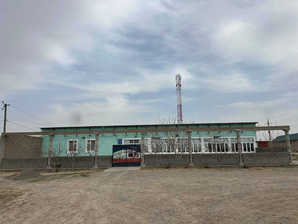 СРОЧНО  Чойхона сотилади  катта майдони билан Сув, свет, газ бор — 1