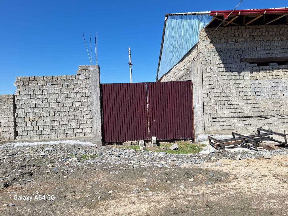 Uchastka sotiladi Samarqand viloyati Jomboy tumani Man Zavodi yonida — 5