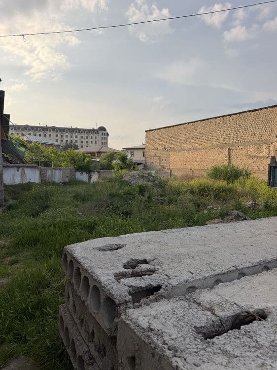 Земля в центре города — 2