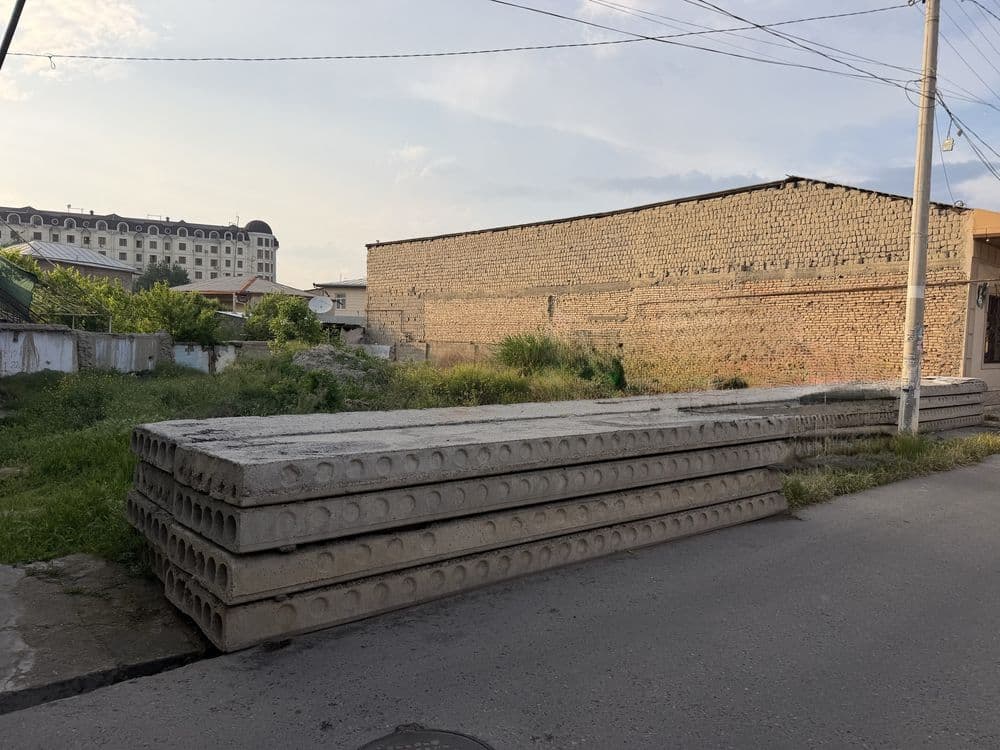 Земля в центре города — 3