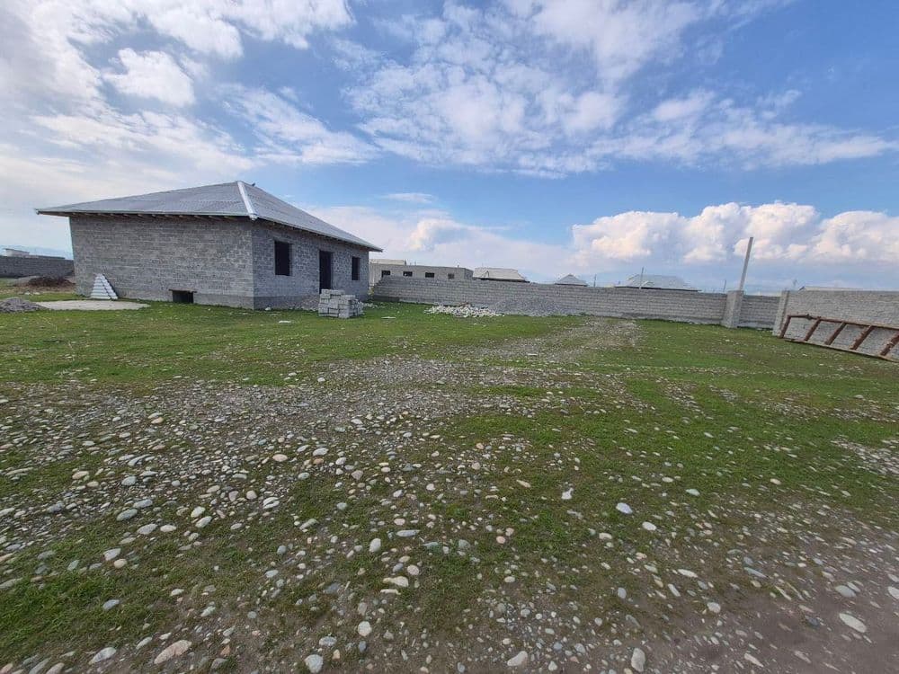 Yer maydoni 15 sotix, 80 m² vaqtinchalik bino bilan — 1