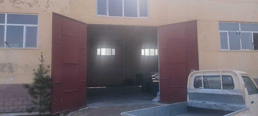 Сдаётся в аренду производственно-складское помещение от 660 кв.м — 2