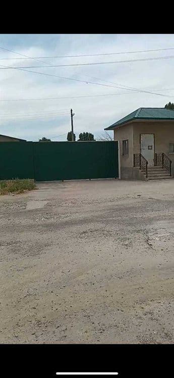 Сдаётся промышленная база 1.5 га в Чирчике — под склад и производство — 2