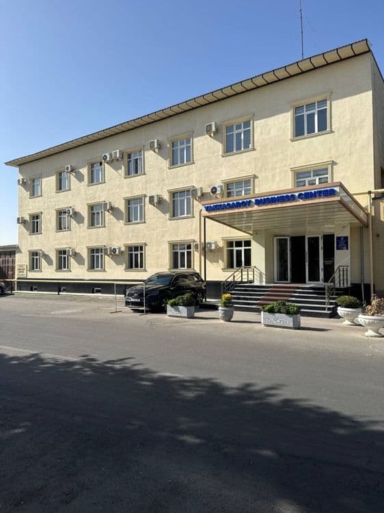 Сами арендадатели сдаем в аренду офисные помещения + юридический адрес — 1