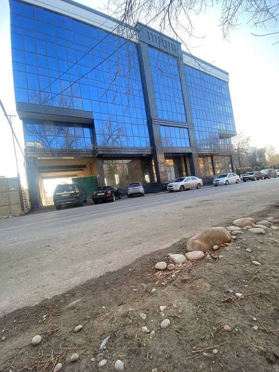 Аренда здания ул. Арнасай 5000м2 — 1