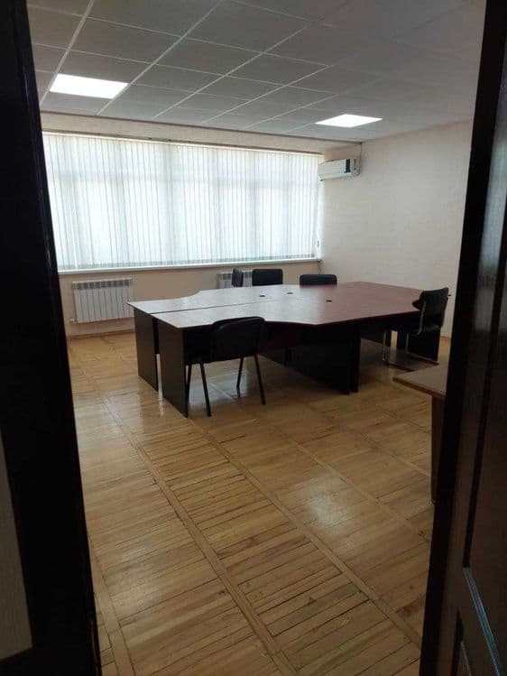 Аренда часть офиса 120 м2 , у выхода  метро Х.Алимджана, первая линия — 2