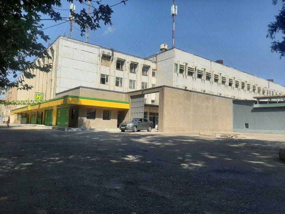 Сдаётся в аренду помещения, в Чирчике бывшая обувная фабрика Кибо. — 2
