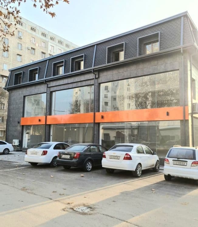 ул.Нукусская офисное  помещение 35кв.ремонт 3эт.в БЦ ор-р Капитал банк — 1