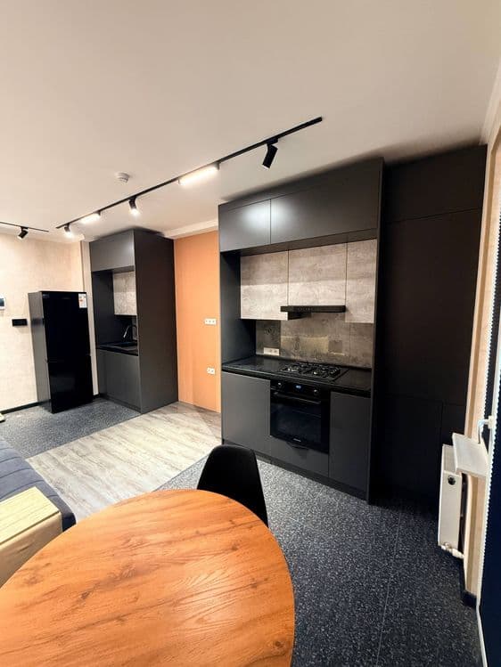 Arenda. Tapoich Krug. studio splany bn hamma sharoitlari bor. 600 u.e — 2