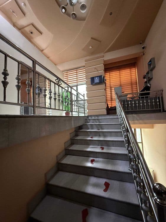 HOTEL  Ijaraga quyiladi Biznes sotiladi — 3