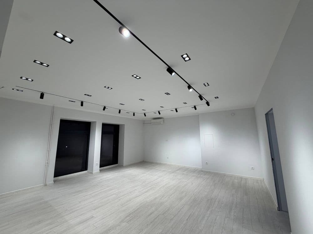 Аренда Магазин Бутик Showroom Центр Ташкента Лабзак ул Нурафшон — 1