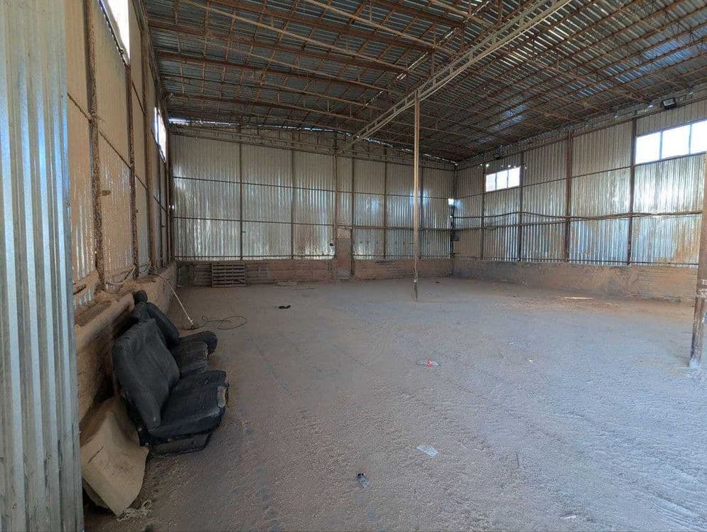 Сдается ангар 1000 м² под склад или производства. Адрес Сурум. — 4