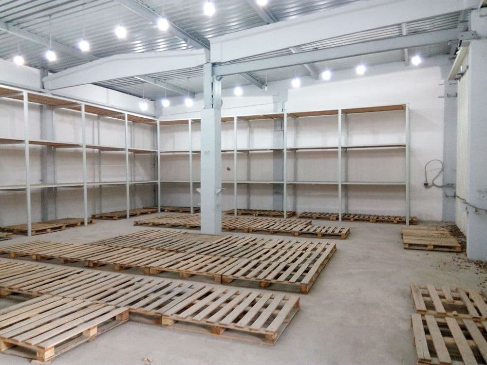 Сдается  в аренду помещение 421 м² на участке 6 соток 
​Текст объяв — 4