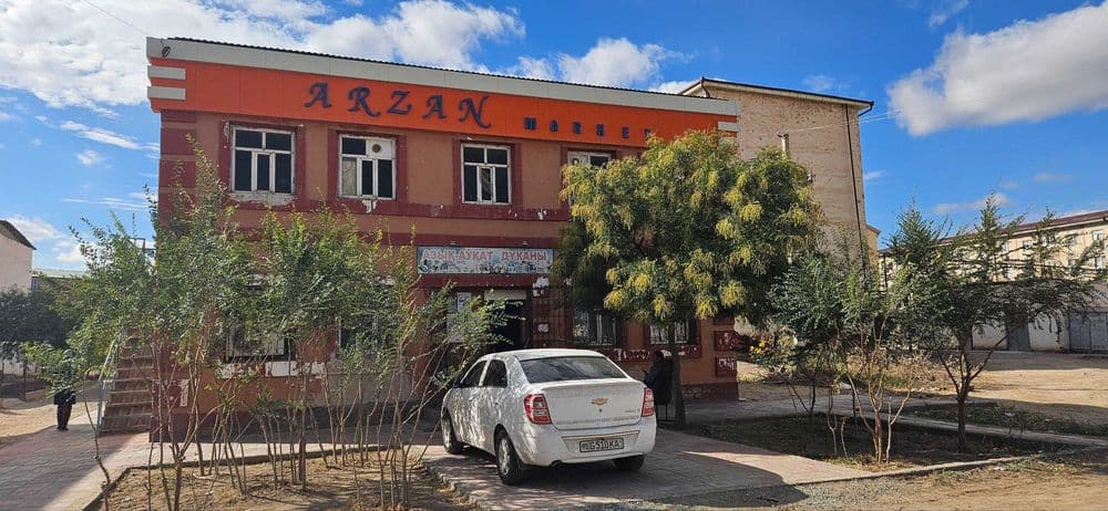 Магазин сатылады яки болмаса, екинши этажы арендага бериледи — 1