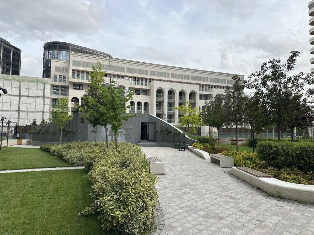 Продажа квартиры 3-х комнатной в клубном доме в ЖК Инфинити — 1