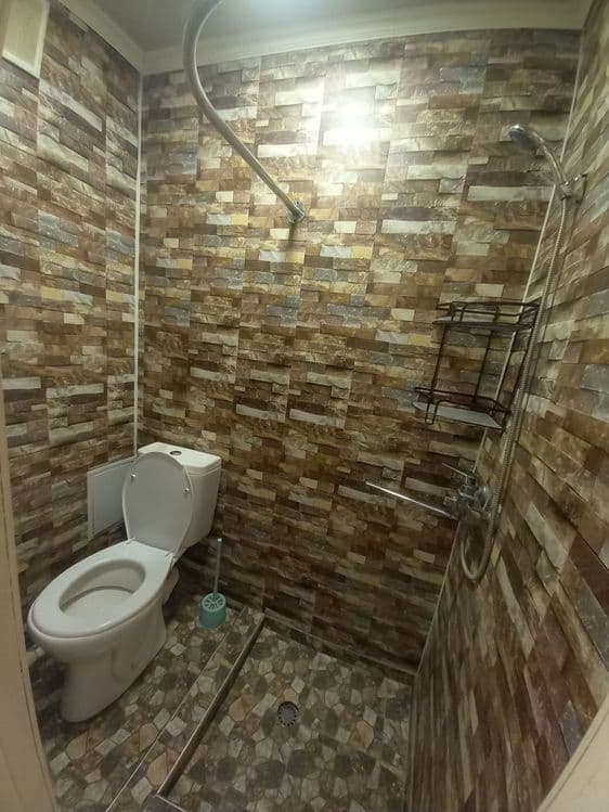 Продается 1 ком кв в Чирчике 4 этаж на питисотки около 3 школы — 2