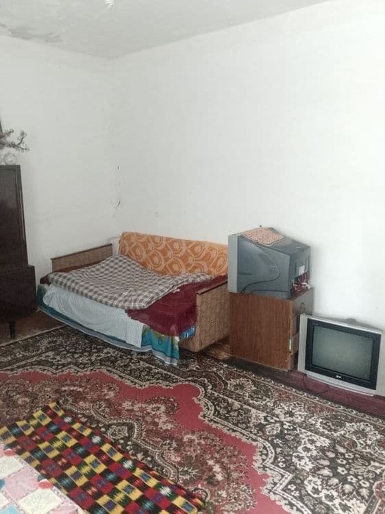 1 хона Уй сотилади бустонлик тумани Газалкентда коронги бозор 4 этажда — 1
