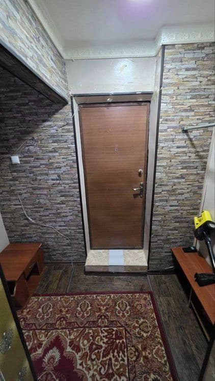 Продаётся 1 комнатная квартира Алмалык, чистая,все условия есть — 2