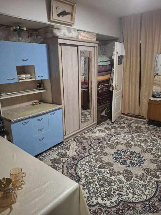 Продаётся 1 ком бывший общежитья. — 1