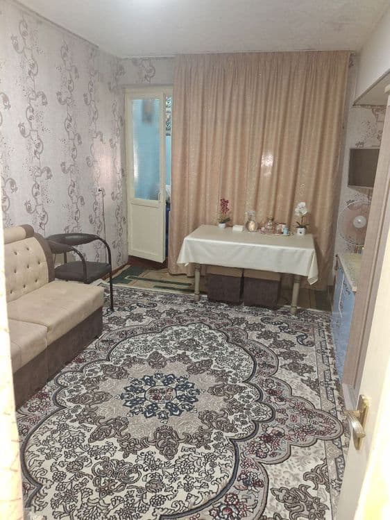 Продаётся 1 ком бывший общежитья. — 2