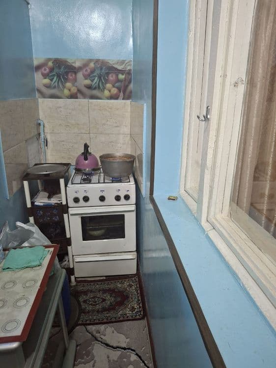 Продаётся 1 ком бывший общежитья. — 3