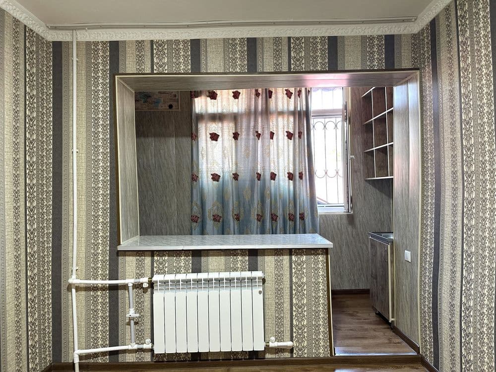 1-комнат 1/2/4, Ависозлар3, Кадышева, 20м*, балкон 1х3, Ипотеку можно — 2