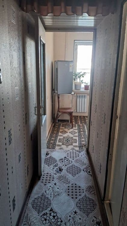 Продается 1 ком кв в Чирчике 1 мкн 2 этаж не долеко от дороги — 3
