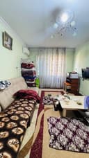 2/3/4. Дом - бывшее общежитие, 35 м². Спутник 4 (Сергели). Метро 400 м