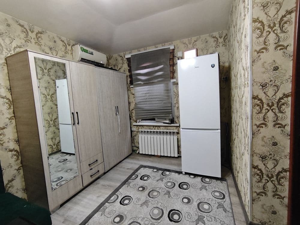 ПРОДАЮ квартиру без посредников, 24 кв.м. цена договорная. — 1