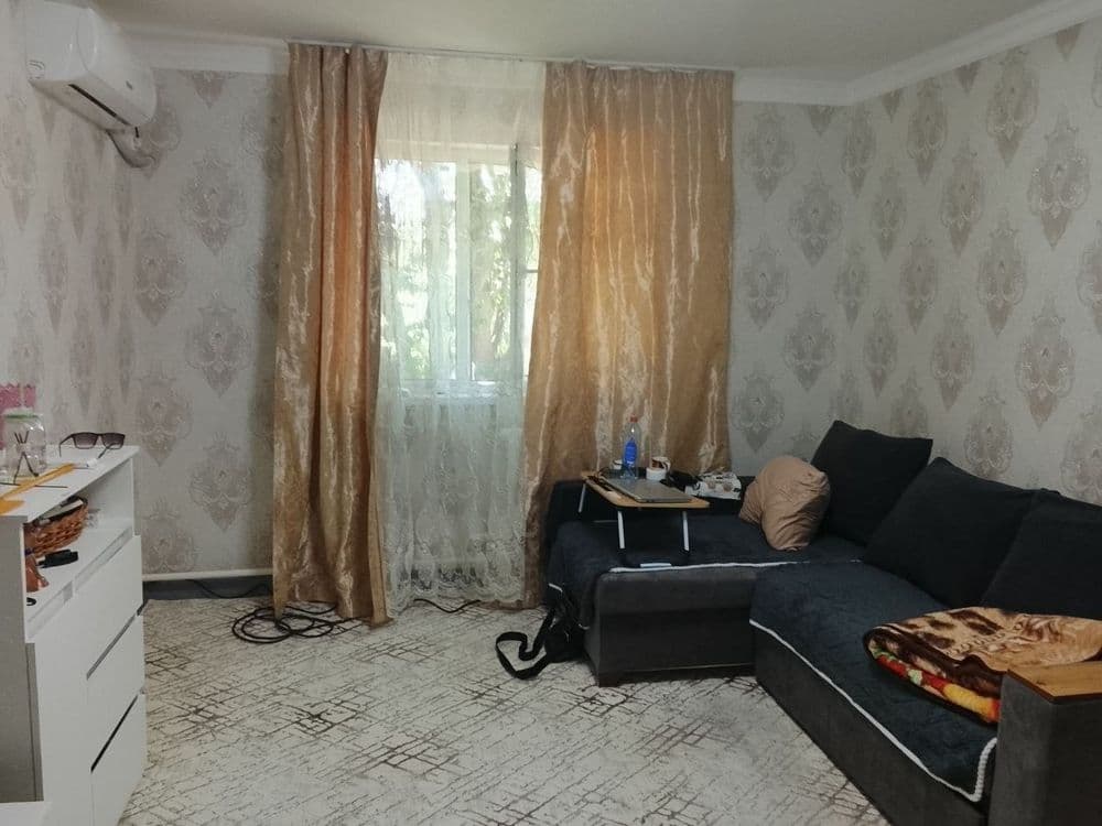 Продается квартира в Спутнике . — 1