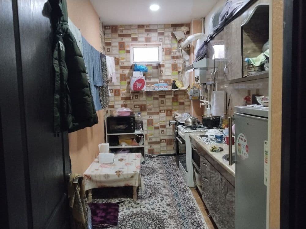 Карасув 6, 1 хона срочно сотилади — 2