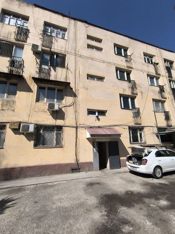Продам 2-х комнатную. 2/3/4 Спутник -4. 36 кв м. — 2