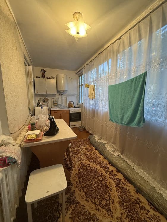 Продается 2х ком квартира на 2 этаже — 1