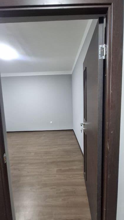 Ippodromdan 15 daqiqalik yoʻldagi 2 XONALI DOM SOTILADI SROCHNAA — 2