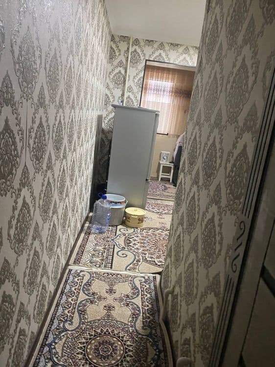 Прадаётся 2х 8микрарайоне — 4