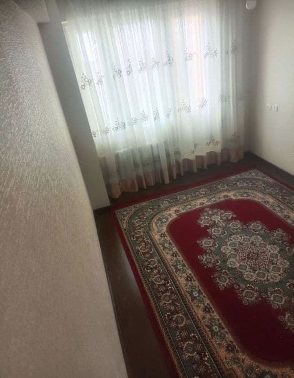 Срочно  продаётся  2 комнатная  Юнусабад  14 квартал — 2