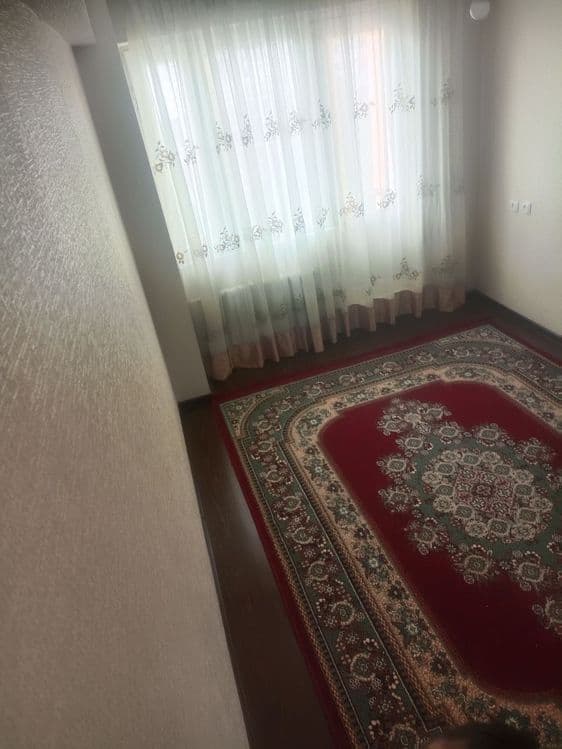 Срочно  продаётся  2 комнатная  Юнусабад  14 квартал — 5