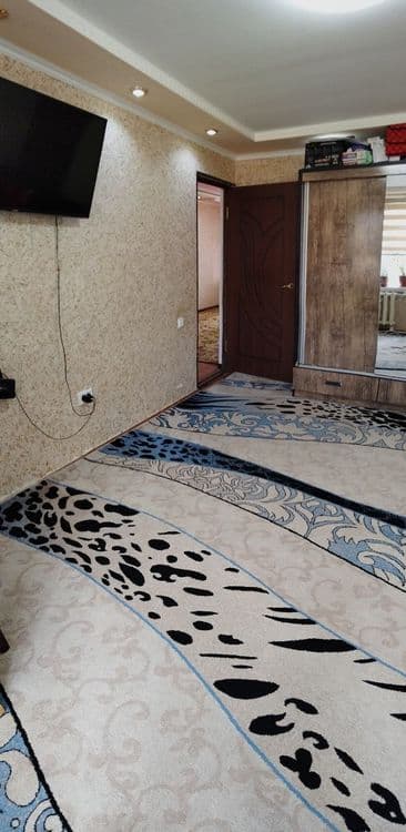 Продаётся квартира с хорошим ремонтом — 2