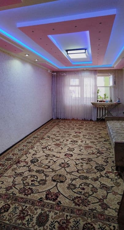 Продаётся квартира с хорошим ремонтом — 4