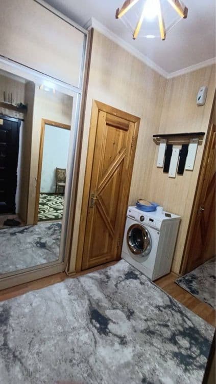 Продаётся 2 ком 10 мкр КАРВОН — 3