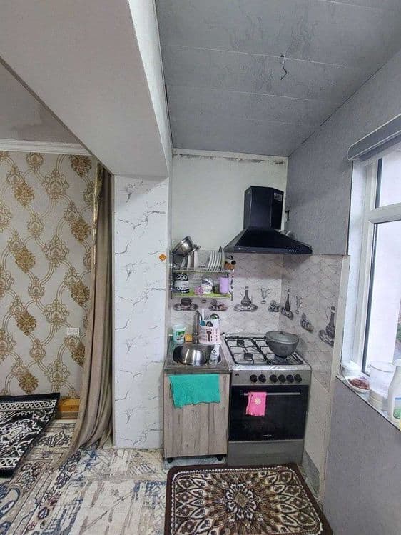 Продаю квартиру Яшнабадский р-он Лисунова-1, Галерейка 1в2х ком 4-этаж — 4
