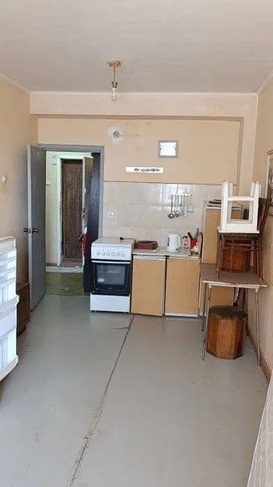 2/3/9. Сергели 3. Квартира 43 м², дом - бывшее общежитие. Метро 400 м. — 5