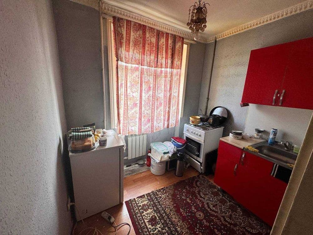 СРОЧНО !! Продается квартира в Яшнабаде 1/4/5 ( 33 кв/м ) Авиасозлар 4 — 3
