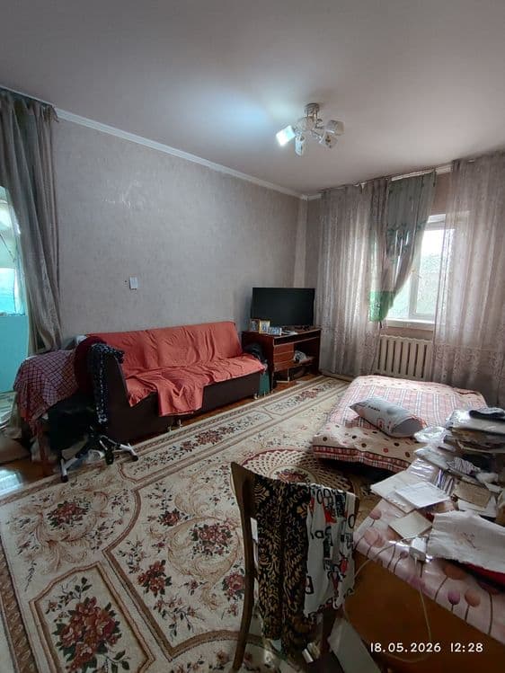Срочно продаётся квартира Сергелинский р-н Куйлюк массив 5 1/5/5 — 2