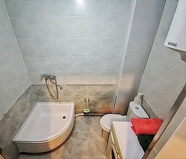 СРОЧНО! СРОЧНО! 1в2к (45квм) этаж, лоджия, евроремонт — 5