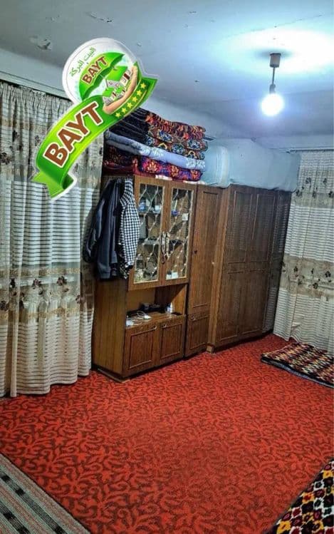 1 комнатная, Чил 13, Кирпич, 40м2, Балкон 2х3, продаётся квартира ~ — 1