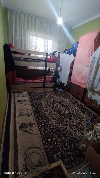 SROCHNA  BEZ REMONT Arancha  3 xonali kvartira sotiladi   3 qavat — 6