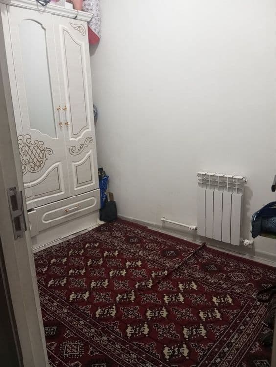 Квартира ўзимики 35 кв 2/4/9 — 4